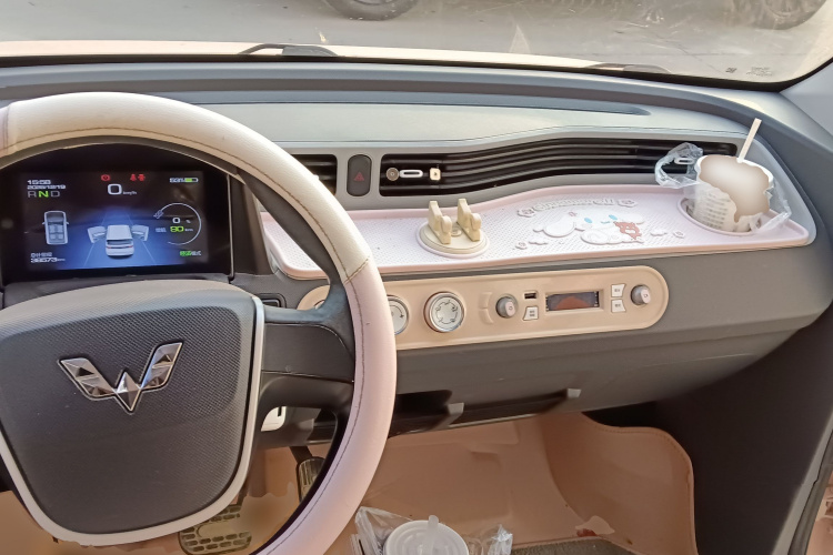 五菱汽车 宏光MINIEV 2021款 马卡龙臻享款 磷酸铁锂中控内饰7002