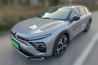 雪铁龙 凡尔赛C5 X 2022款 1.6T 势不凡 虎年开门红版