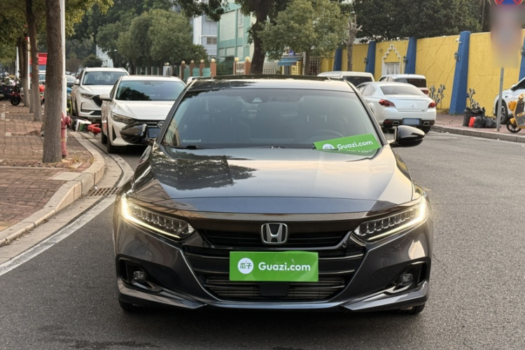 本田 雅阁 2022款 260TURBO 幻夜·尊贵版车身外观6008