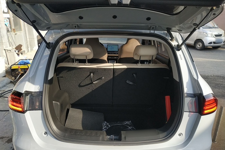 五菱汽车 五菱缤果PLUS 2024款 510km 旗舰版 四座版机舱底盘23