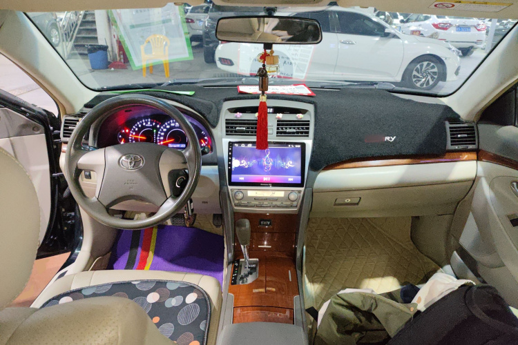 丰田 凯美瑞 2013款 200E 经典精英版中控内饰7002