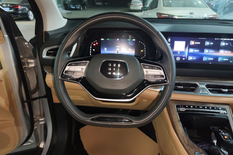 蓝电E5 2023款 1.5L DE-i 100KM畅享型 5座中控内饰13