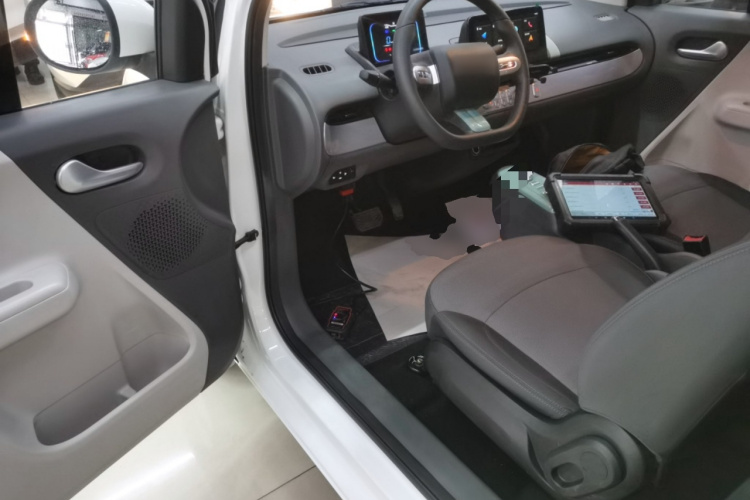 长安启源 长安Lumin 2023款 205km 香沁款中控内饰20