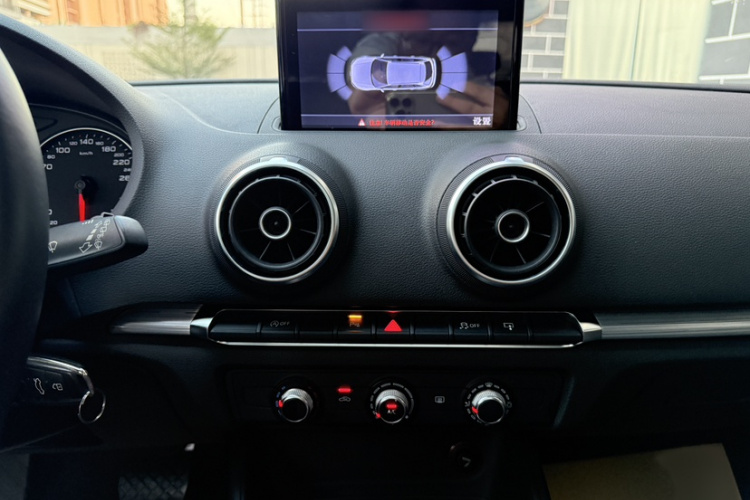 奥迪A3 2015款 Sportback 35 TFSI 百万纪念智领型局部细节16