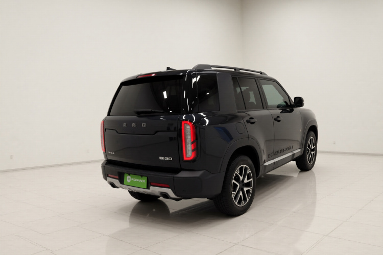 北京越野 北京BJ30 2024款 1.5T 轻野Pro版车身外观7