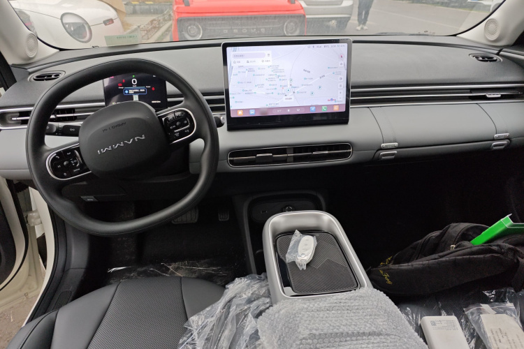 东风纳米 纳米01 2024款 焕新版 330 Air中控内饰12