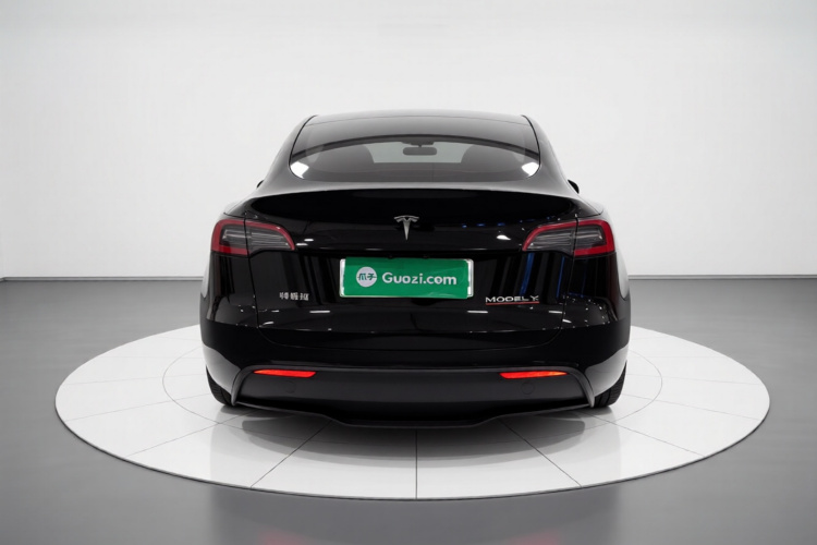 特斯拉 Model Y 2022款 改款 后轮驱动版车身外观6