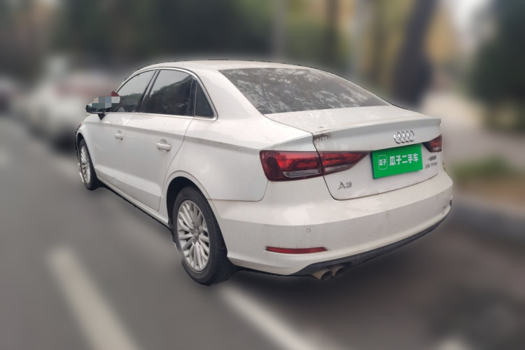 奥迪A3 2016款 Limousine 35 TFSI 进取型车身外观5