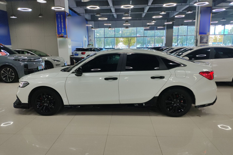 本田 思域 2022款 240TURBO CVT劲动版车身外观6003