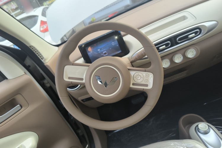 五菱汽车 宏光MINIEV 2025款 四门版 进阶款中控内饰13