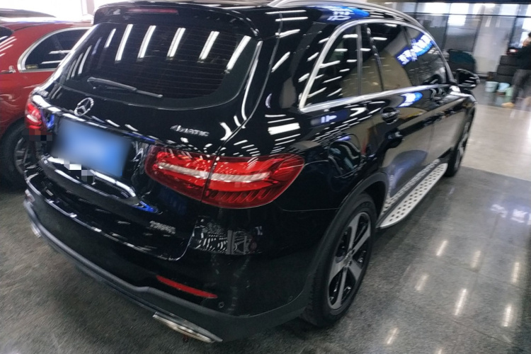 奔驰GLC 2019款 GLC 260 L 4MATIC 豪华型车身外观7