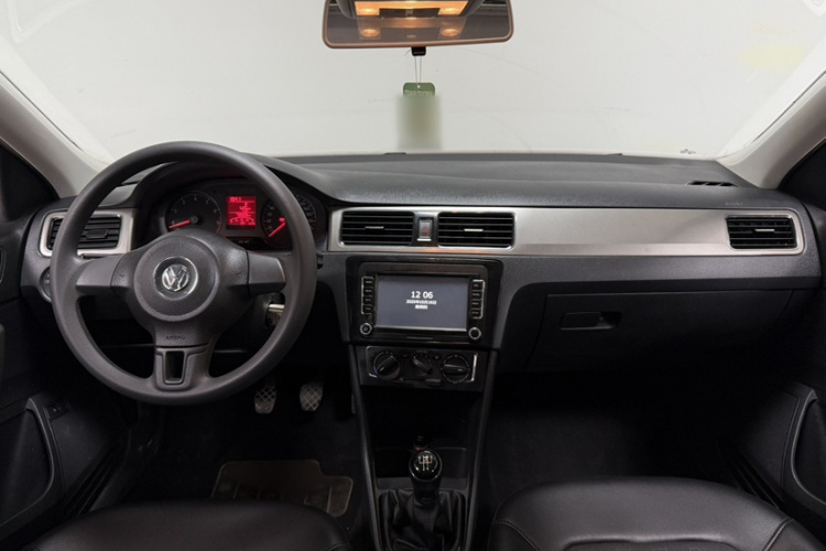 大众 桑塔纳 2015款 1.6L 手动舒适版中控内饰7002