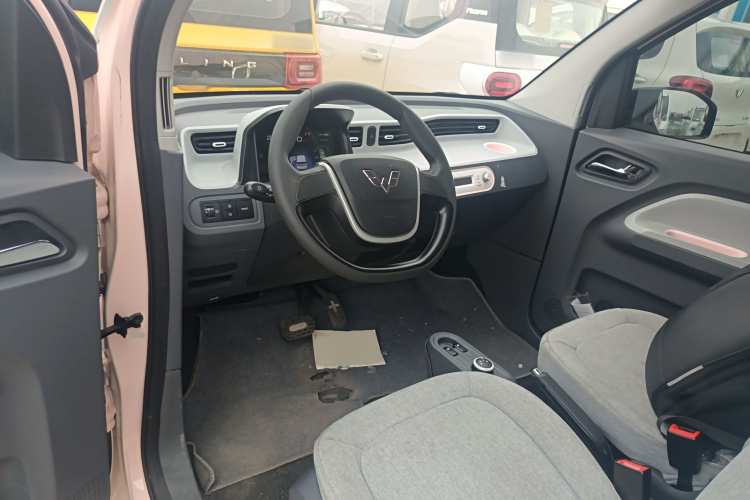 五菱汽车 宏光MINIEV 2022款 马卡龙时尚款 磷酸铁锂中控内饰12