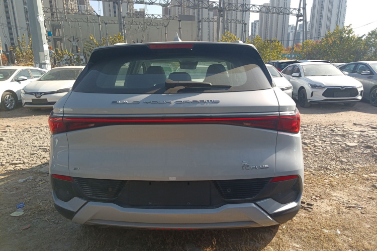 比亚迪 元PLUS 2022款 510KM 旗舰型车身外观6