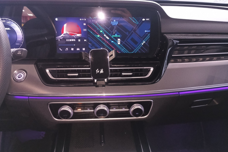 红旗HS5 2023款 2.0T 旗享Pro版局部细节16