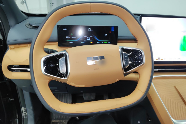 吉利银河 银河星舰7 EM-i 2025款 120km 启航+版中控内饰13