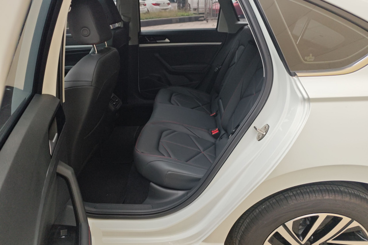 大众 朗逸 2024款 300TSI DSG星空领先版中控内饰21