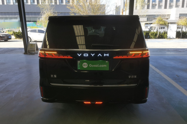岚图汽车 岚图梦想家 2025款 PHEV 四驱旗舰乾崑版车身外观6004