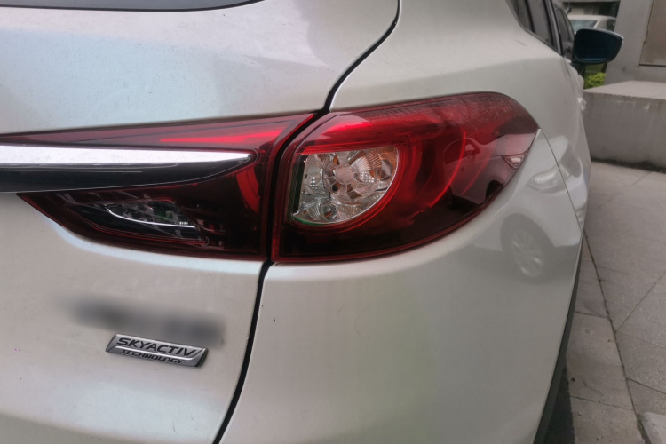 马自达CX-4 2018款 2.0L 自动两驱蓝天探索版 国V车身外观9