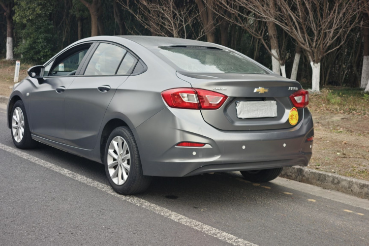 雪佛兰 科鲁兹 2017款 1.5L 自动先锋天窗版车身外观6006