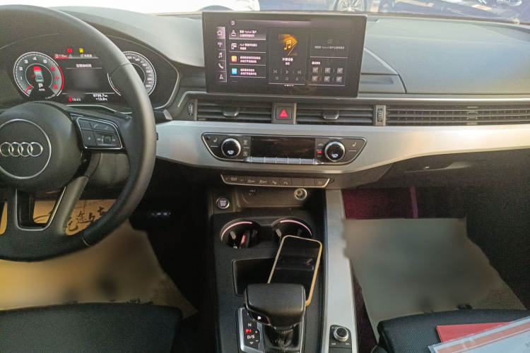 奥迪A4L 2020款 40 TFSI 豪华动感型局部细节16