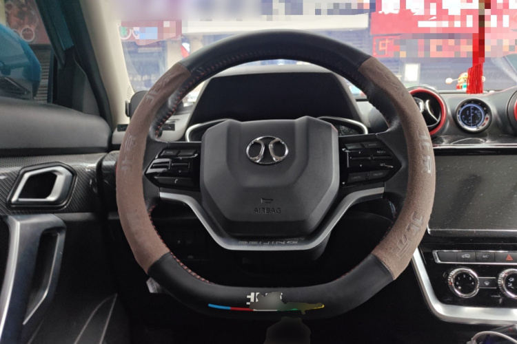 北京越野 北京BJ20 2016款 1.5T CVT豪华型中控内饰13