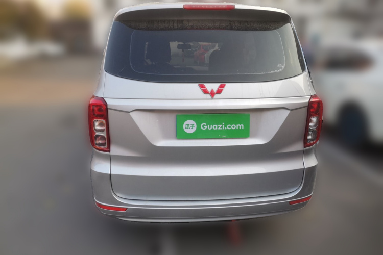 五菱汽车 五菱宏光 2019款 1.5L S标准型国VI LAR车身外观6004