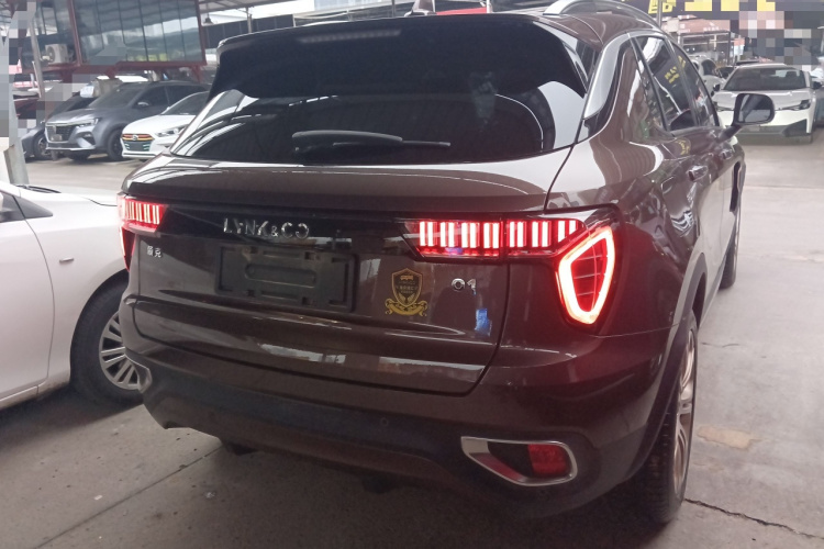 领克01 2017款 2.0T 两驱型Pro版车身外观6005