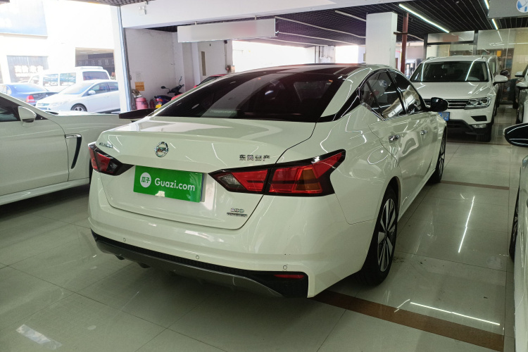 日产 天籁 2020款 2.0T XL Upper AD1 智享领航版车身外观7