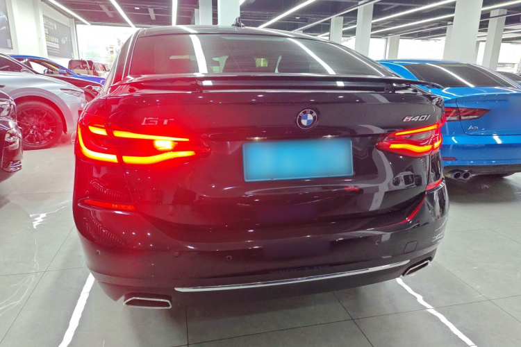宝马6系GT 2021款 630i 豪华设计套装车身外观6004