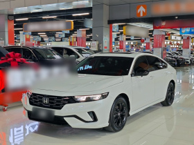 本田 雅阁 2025款 运动系列 260TURBO 豪华版