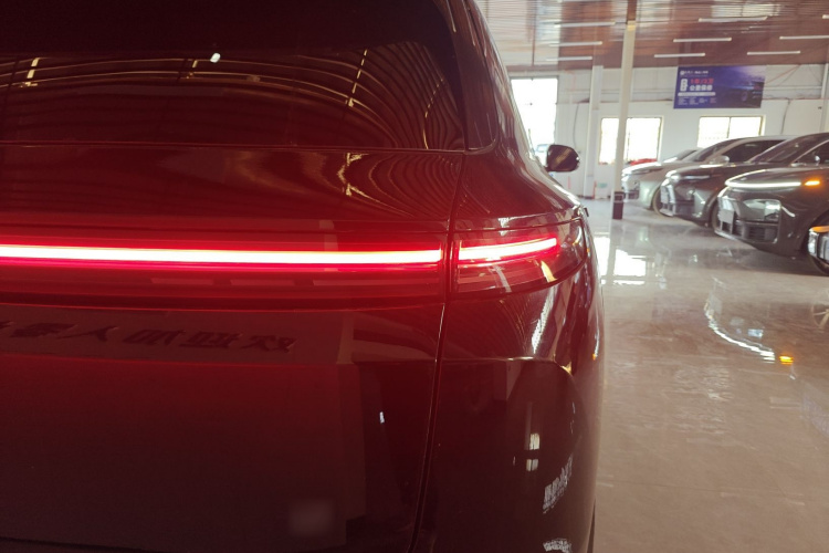 理想汽车 理想L7 2023款 Pro车身外观9