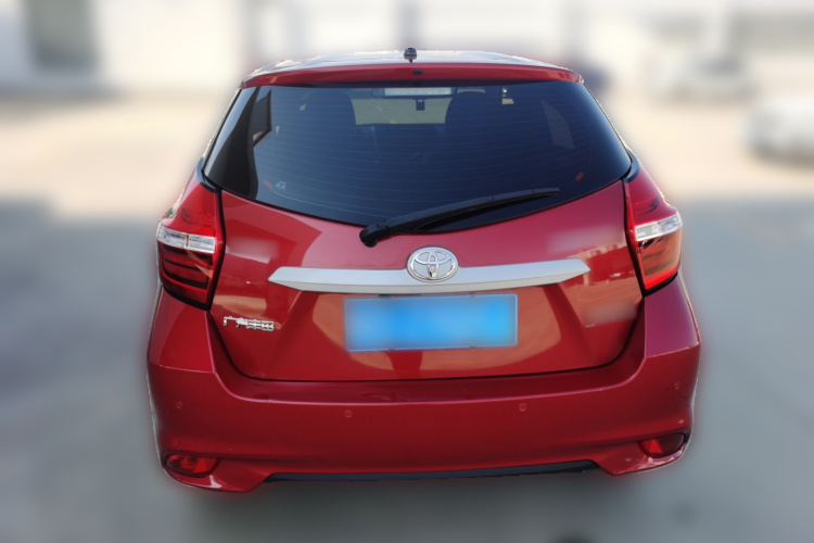 丰田 YARiS L 致炫 2016款 改款 1.5E CVT魅动版车身外观6