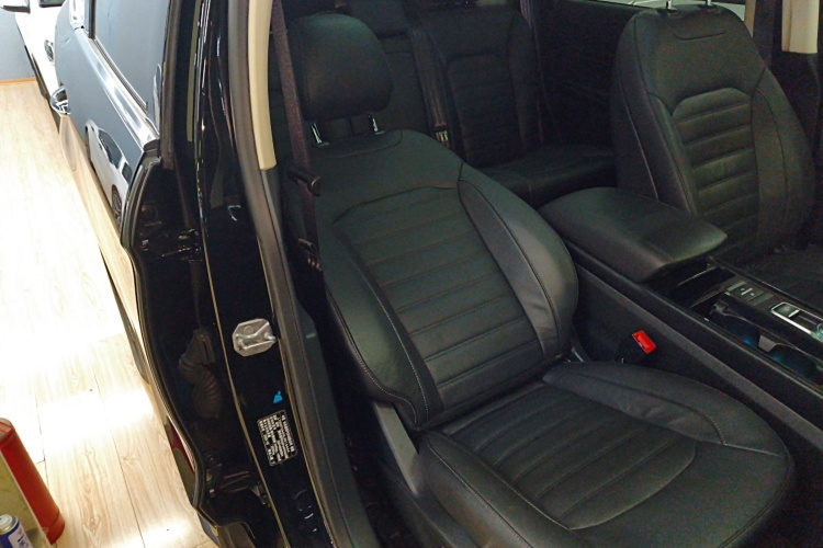 福特 锐界 2020款 EcoBoost 245 两驱豪锐型 7座局部细节41