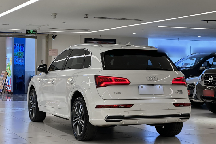 奥迪Q5L 2018款 45 TFSI 尊享运动型 国V车身外观6007