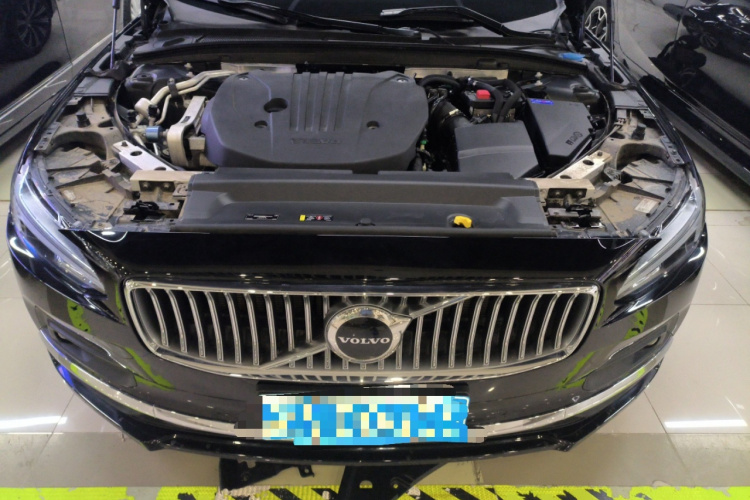 沃尔沃S90 2021款 B5 智远豪华版机舱底盘24