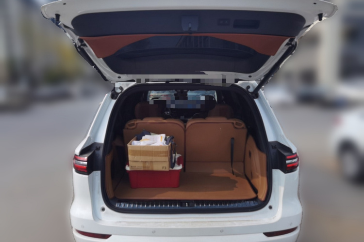 理想汽车 理想ONE 2021款 增程6座版局部细节23