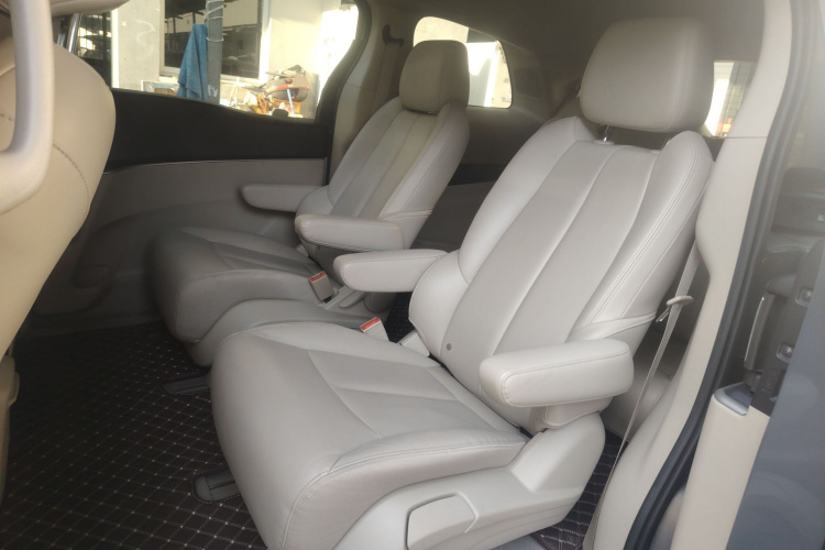 别克GL8 2018款 28T 豪华型 国VI中控内饰21