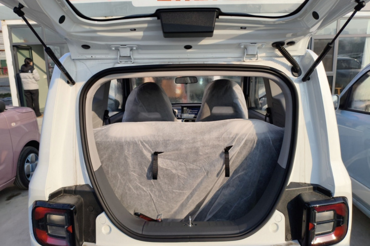 吉利银河 熊猫 2025款 210km 元气熊机舱底盘23