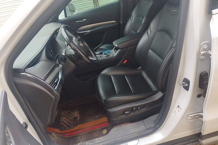 凯迪拉克XT4 2018款 28T 两驱领先型局部细节19