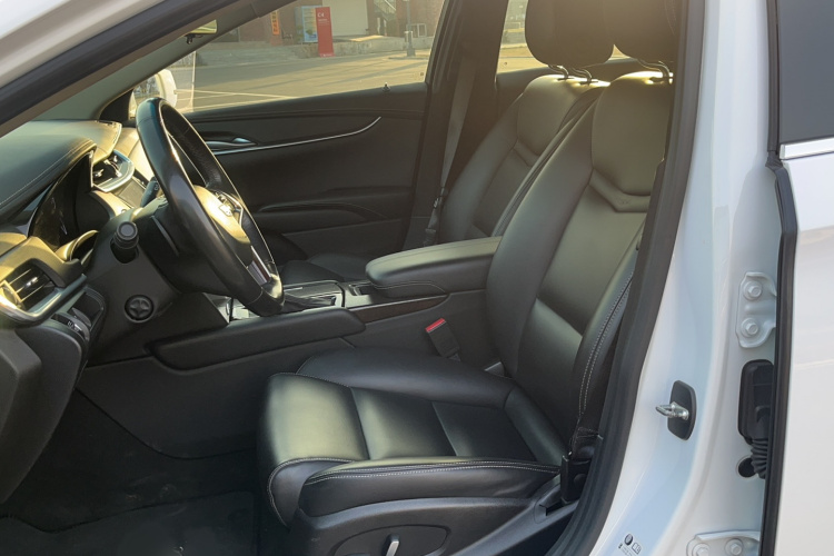 凯迪拉克XTS 2018款 28T 技术型中控内饰7003