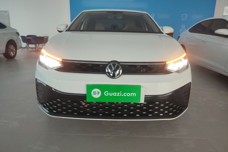 大众 朗逸 2023款 新锐 1.5L 自动新逸版车身外观2