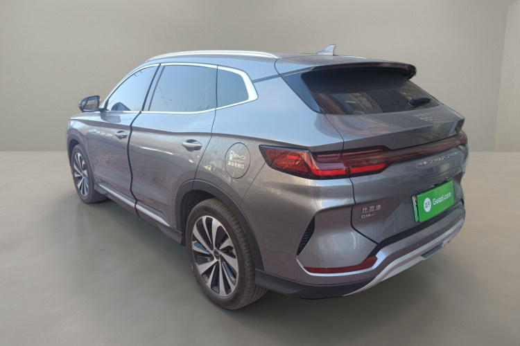 比亚迪 宋PLUS新能源 2023款 冠军版 DM-i 110KM 旗舰PLUS车身外观5