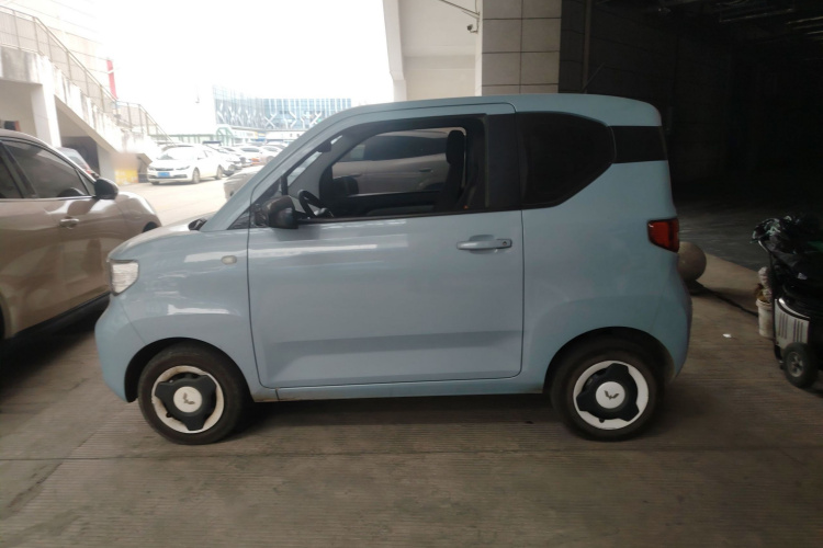 五菱汽车 宏光MINIEV 2022款 自在款 磷酸铁锂车身外观6003