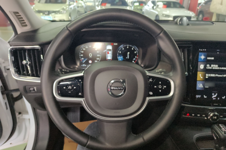 沃尔沃V90 2017款 Cross Country T5 AWD 智尊版中控内饰13