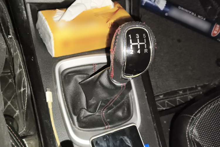 凯翼X3 2017款 1.6L 手动发烧友版 国V局部细节18