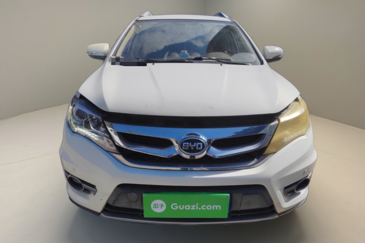 比亚迪S7 2015款 1.5T 手动尊贵型车身外观2