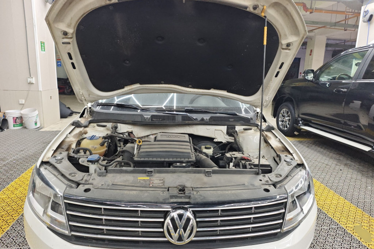 大众 朗逸 2015款 1.6L 手动风尚版局部细节24