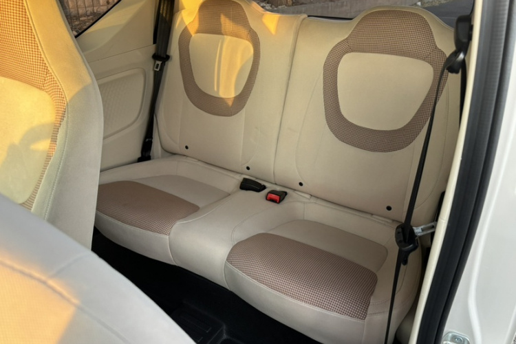 五菱汽车 宏光MINIEV 2024款 第三代 215km 青春版中控内饰7003