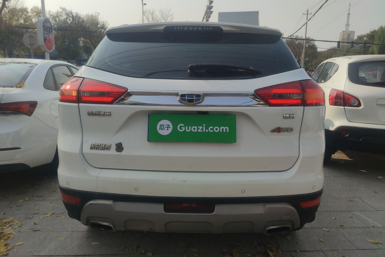 吉利汽车 博越 2016款 2.0L 手动智联型车身外观6